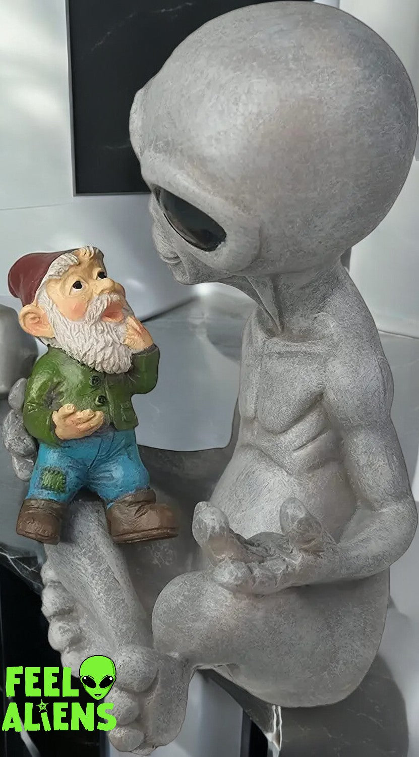 Alien Statue-Alien Gnome's Guardian