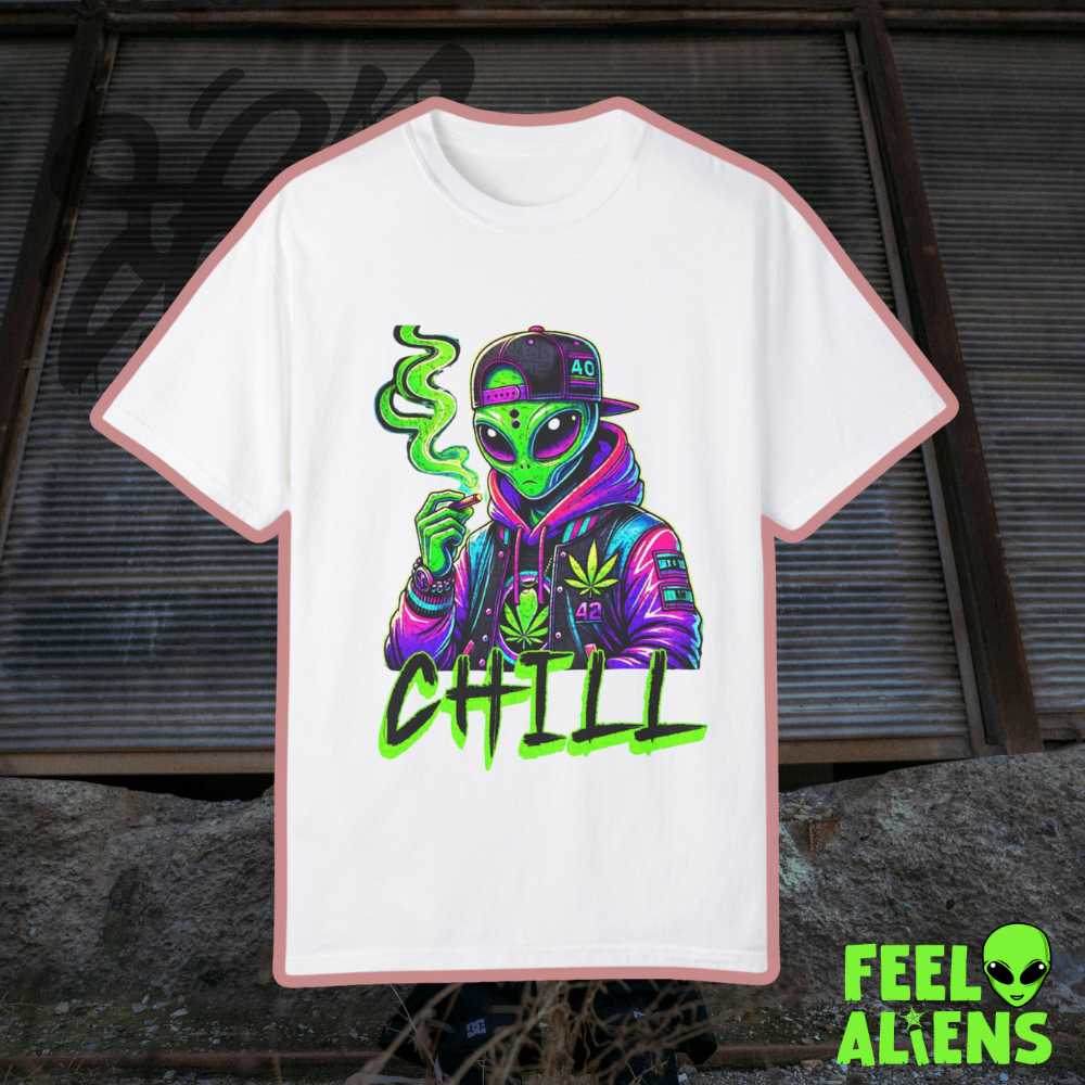 "Chill Alien" Graphic Tee Feelaliens