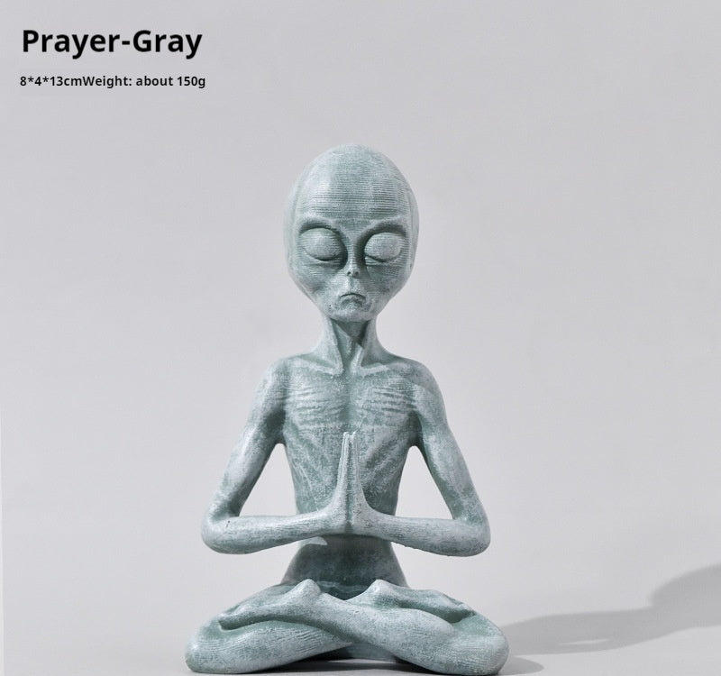 Varient Yoga Alien Statue