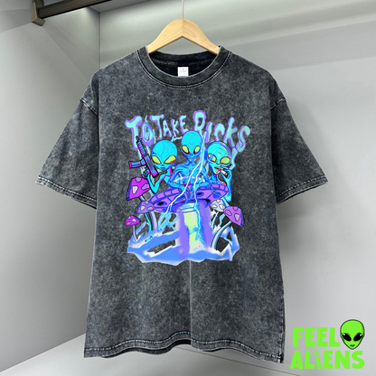 Vintage Alien Print T-Shirt – "Take Risks"