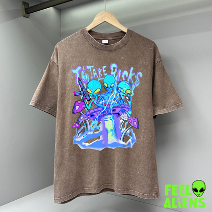 Vintage Alien Print T-Shirt – "Take Risks"