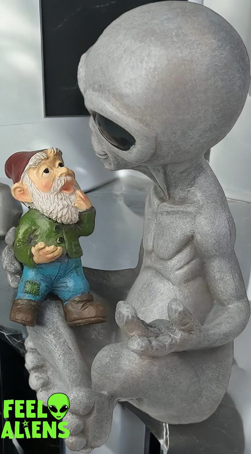 Alien Statue-Alien Gnome's  Guardian