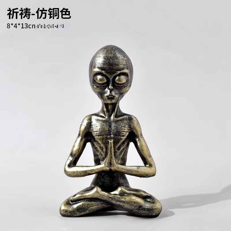 Alien Yoga statue