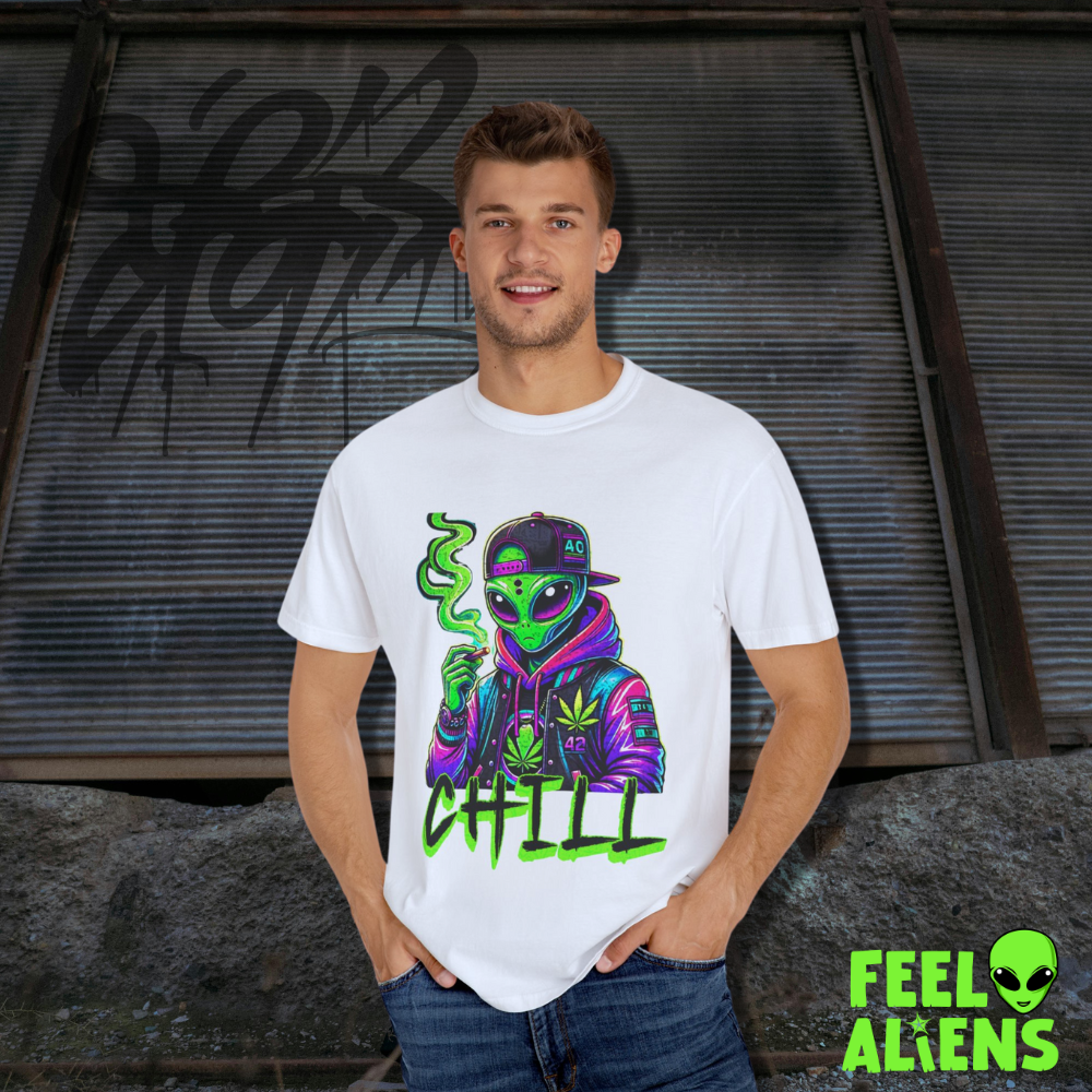 "Chill Alien" Graphic Tee Feelaliens