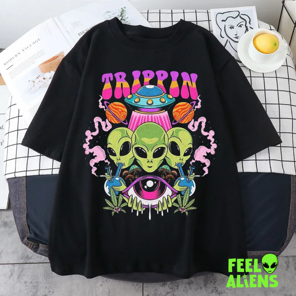 Trippin Alien Graphic T-Shirt