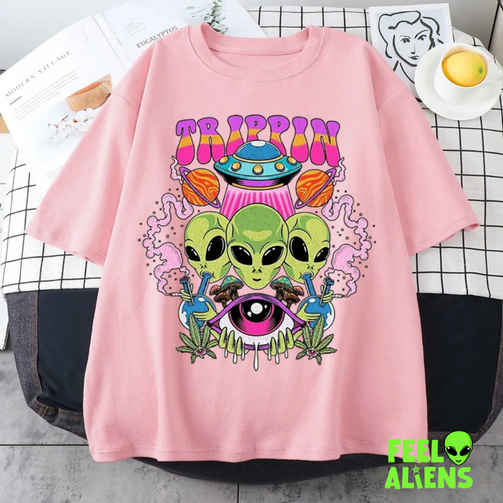 Trippin Alien Graphic T-Shirt