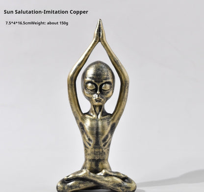 Varient Yoga Alien Statue