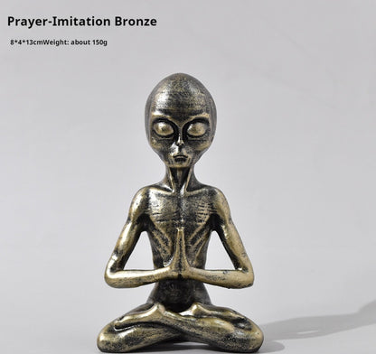 Varient Yoga Alien Statue